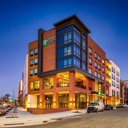 Holiday Inn Express & Suites - Charlotte - South End By Ihg